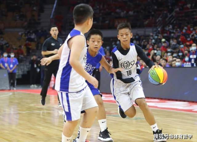 【hth官网入口】
中国男篮大赢15分!广东队三大主力体现精彩 杜锋乐开了花(图4) 【hth官网入口】
中国男篮大赢15分!广东队三大主力体现精彩 杜锋乐开了花(图4)