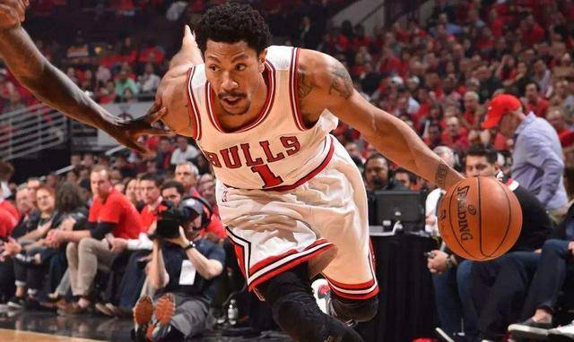 不是每个球员都是罗斯!揭秘NBA底层球星生活 他打包剩饭!|hth官网入口(图2)
不是每个球员都是罗斯!揭秘NBA底层球星生活 他打包剩饭!|hth官网入口(图2)