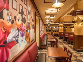 西峡县阳城镇初中:留守学生过集体生日‘hth官网入口’(图2) hth官网入口