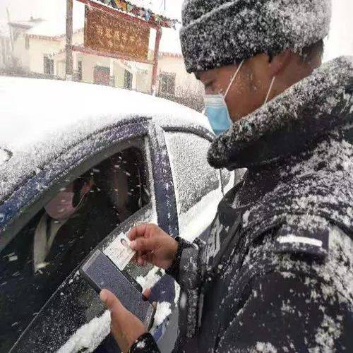 ‘华体会体育hth官方网站’方城县清河镇第二初级中学召开中考总结表彰大会(图2) hth官网入口