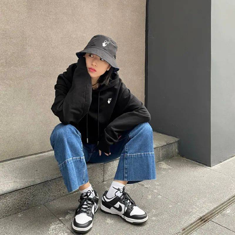 hth官网入口-
热门球鞋风向标!什么球鞋最火 看她上脚就知道了!(图10) hth官网入口-
热门球鞋风向标!什么球鞋最火 看她上脚就知道了!(图10)