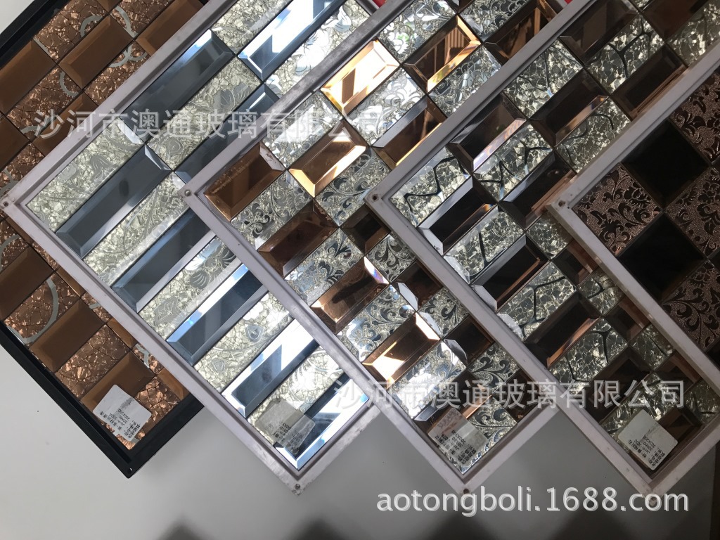 黄子韬在日本被封神 日本网友:这是漫画神颜‘hth官网入口’(图3) hth官网入口