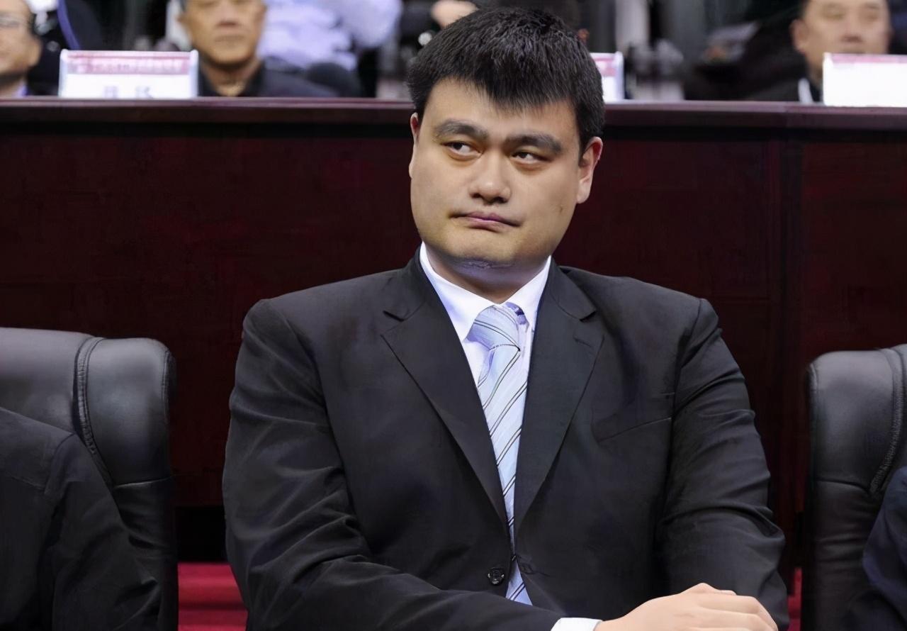 
亚洲杯即将重启 中国男篮以最强阵容出征还是派出青年军磨炼？‘华体会体育hth官方网站’(图3)